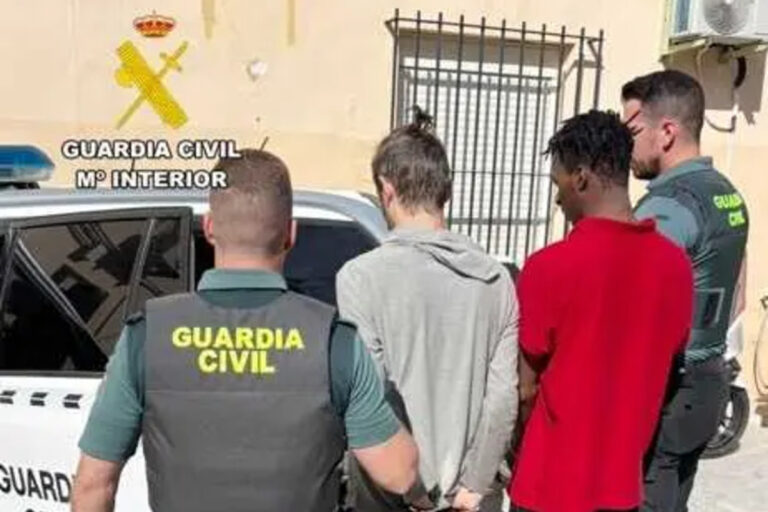 Detenidos tres extranjeros por desvalijar una decena de trasteros de cinco edificios de Murcia