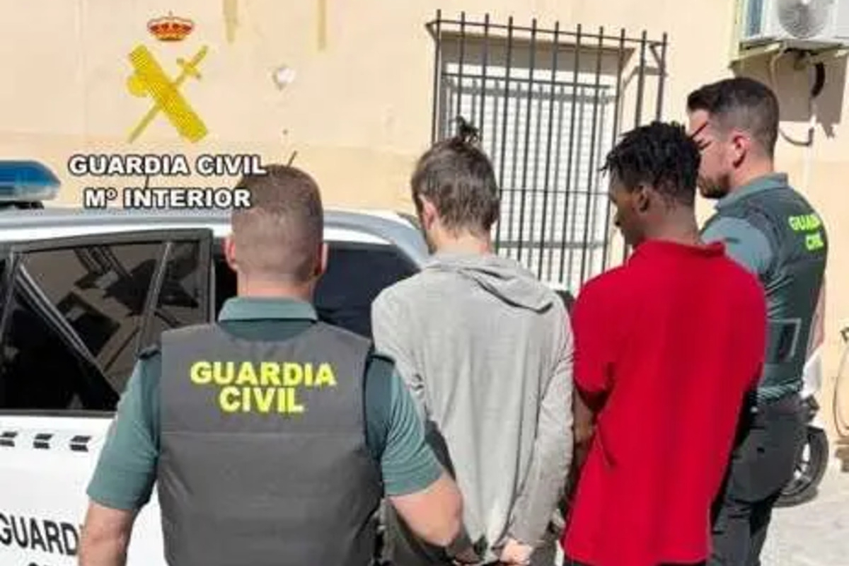 Detenidos tres extranjeros por desvalijar una decena de trasteros de cinco edificios de Murcia