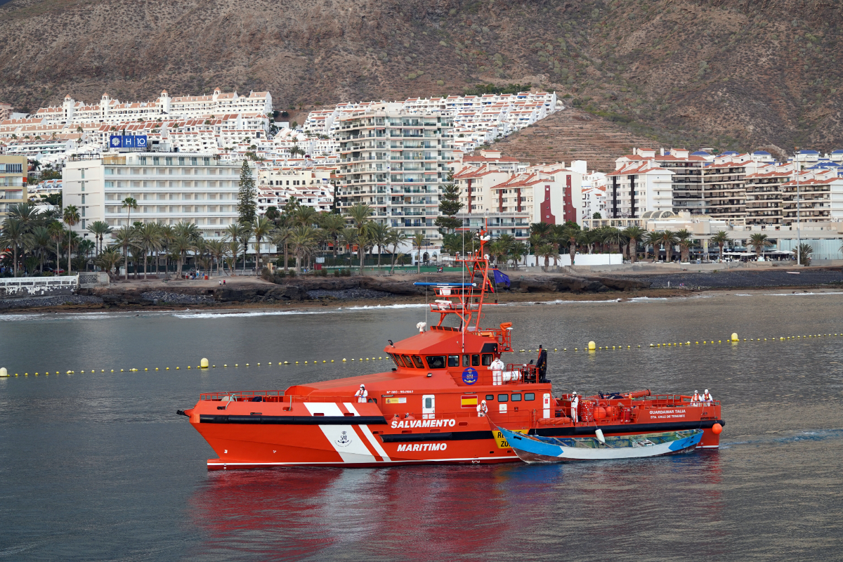 Muere un turista británico tras ser asaltado violentamente por un inmigrante senegalés en Tenerife