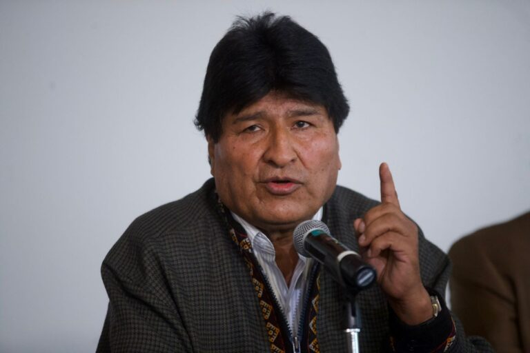 El presidente de Bolivia, Rodrigo Paz, derrota la subversión de la izquierda: Evo Morales llama a pausar los bloqueos y protestas