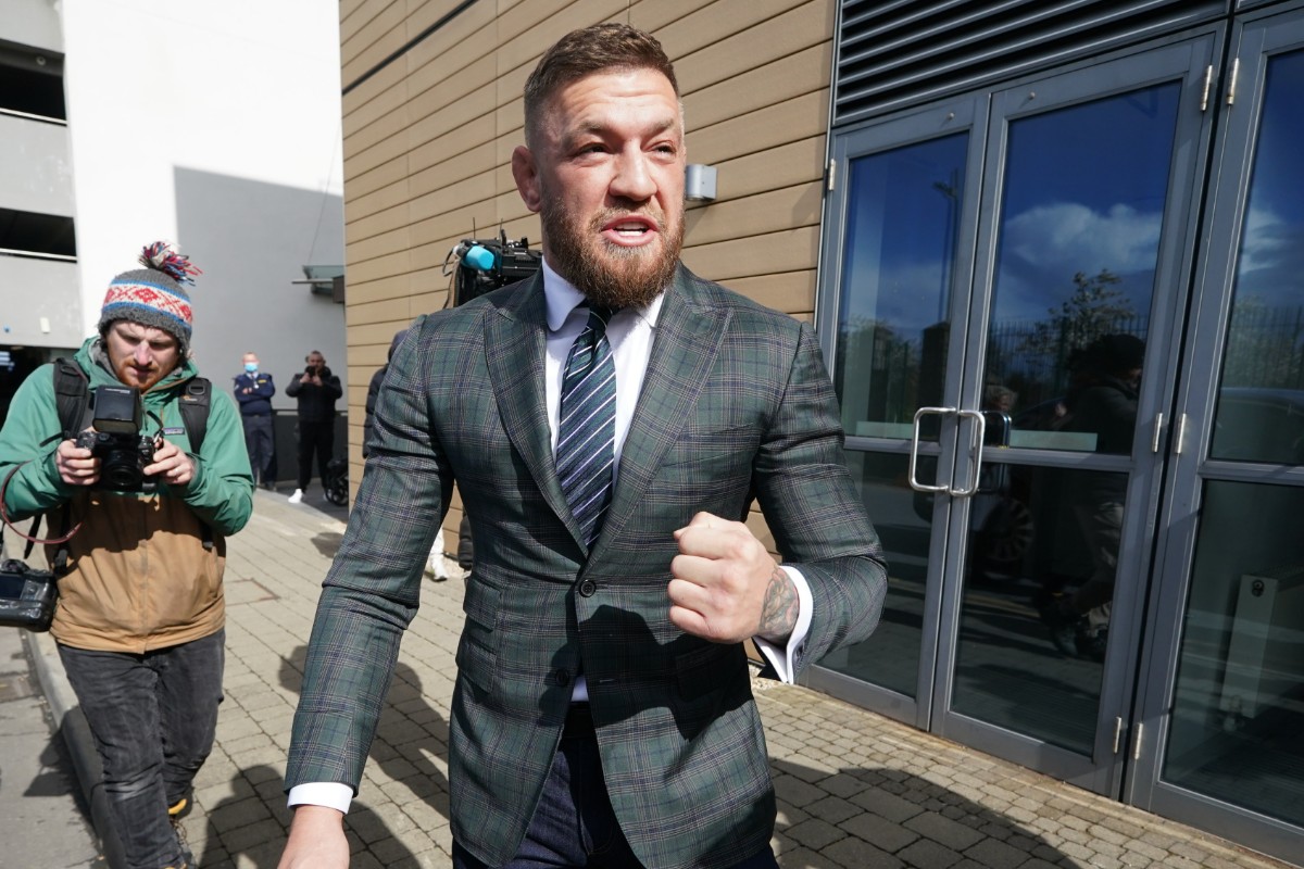 Conor McGregor estalla después de que un sudanés intentara degollar a un hombre en Belfast: «Sacádlos de aquí. Detened su llegada»