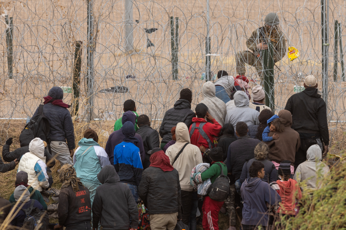El Supremo de EEUU respalda a Trump y permite bloquear en la frontera a los inmigrantes ilegales que pretendan solicitar asilo