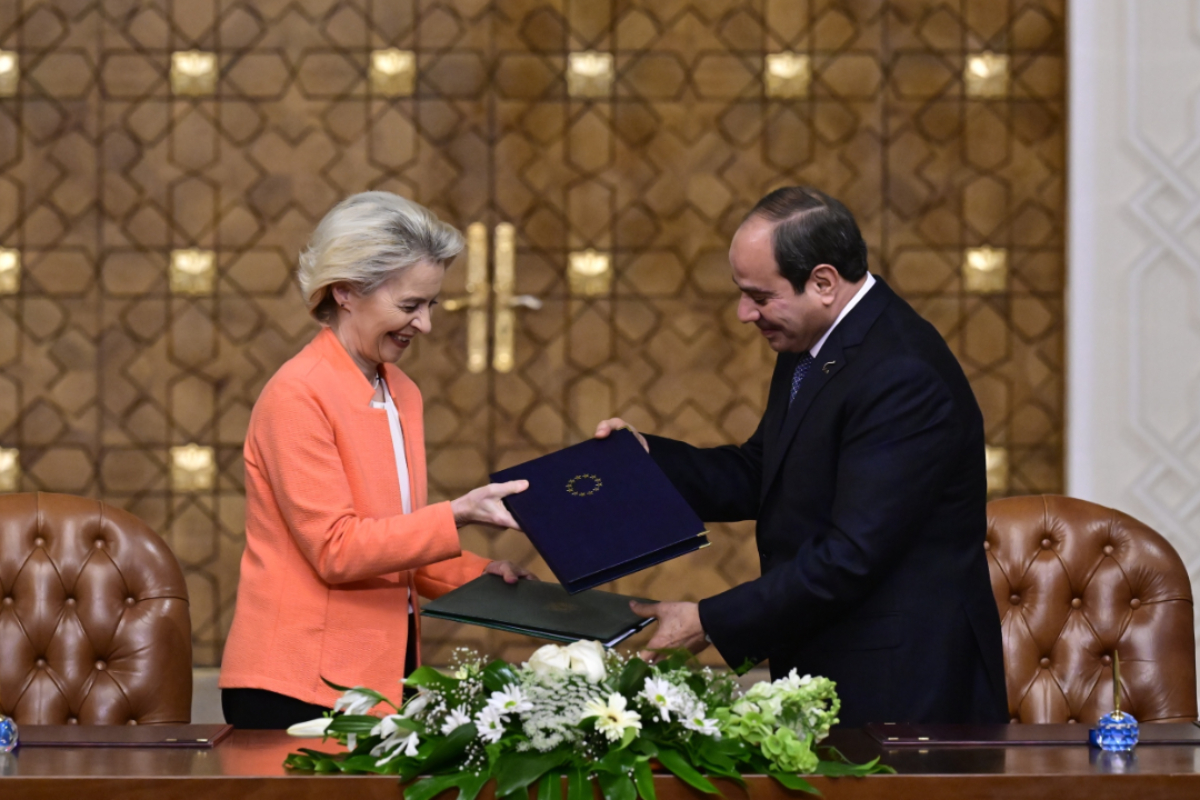 Bruselas destinará 690 millones de euros a modernizar la red eléctrica de Egipto