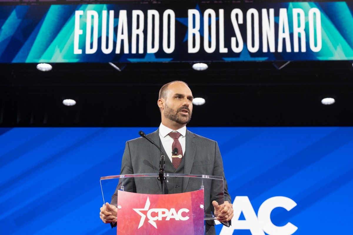 Eduardo Bolsonaro, tras ser condenado por «coacción a la Justicia»: «Cualquier sentencia que no respete el debido proceso legal es nula»