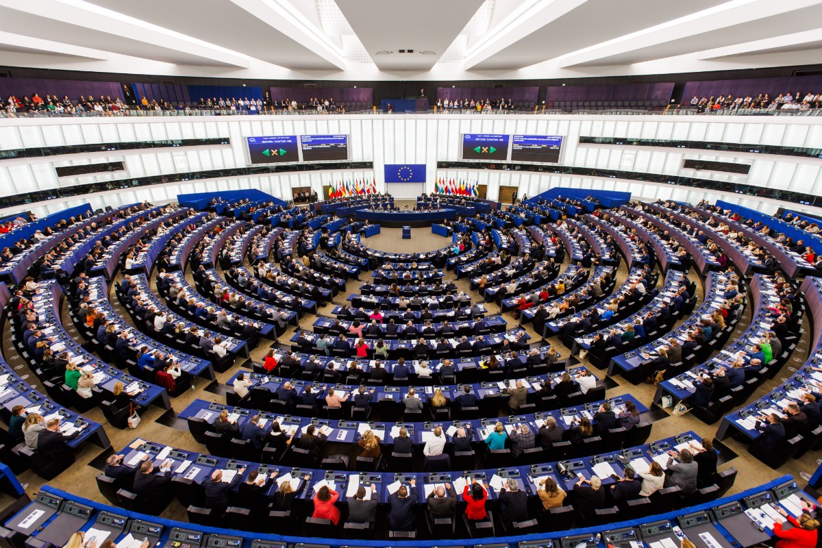 El Parlamento Europeo da luz verde al acuerdo comercial con EEUU que pone techo del 15% al arancel sobre la UE