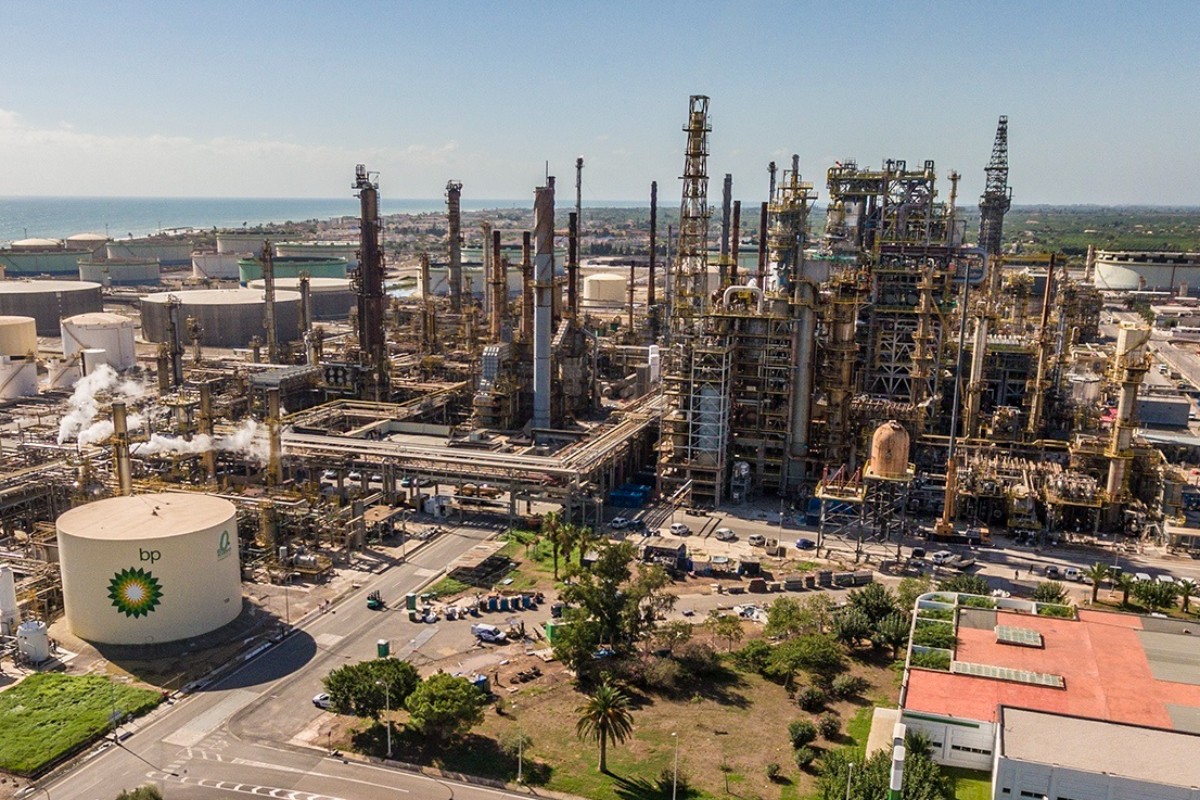 BP confirma el fracaso de su giro «verde» y devuelve el protagonismo al petróleo y el gas