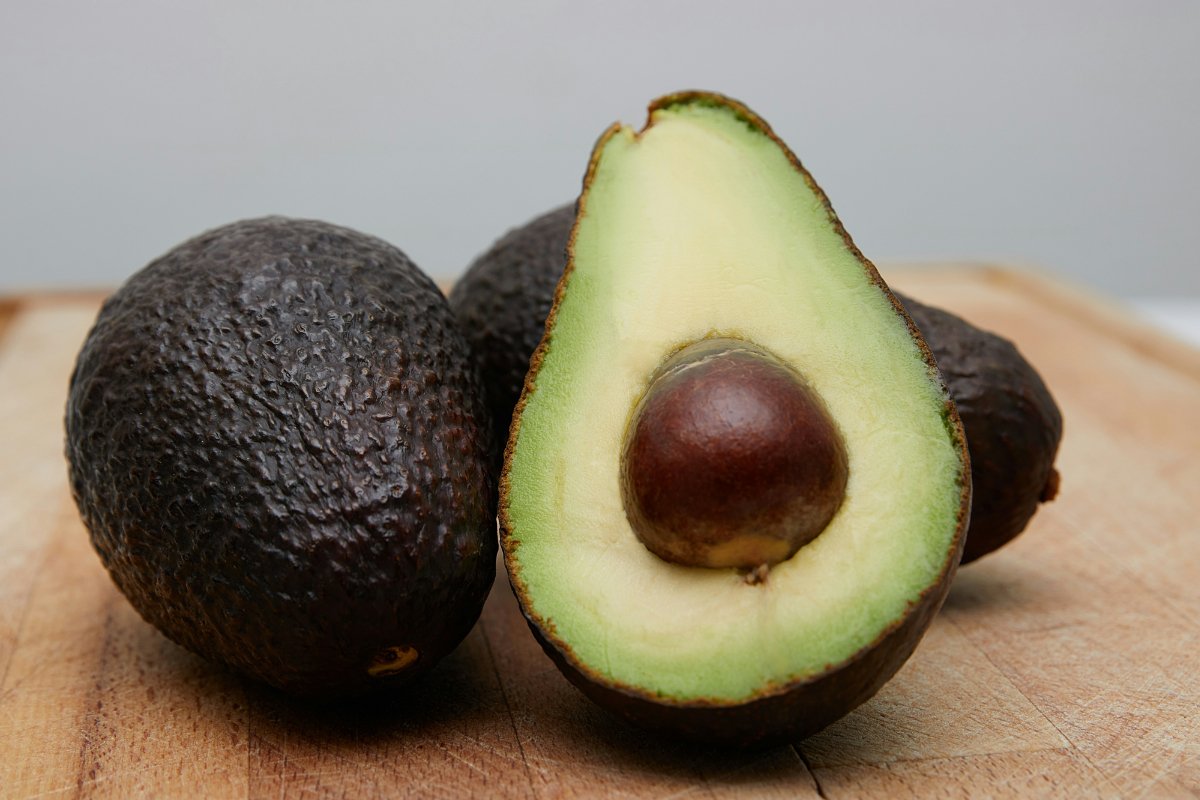 España dispara un 36% las compras de aguacate peruano pese a nueve alertas por contaminación