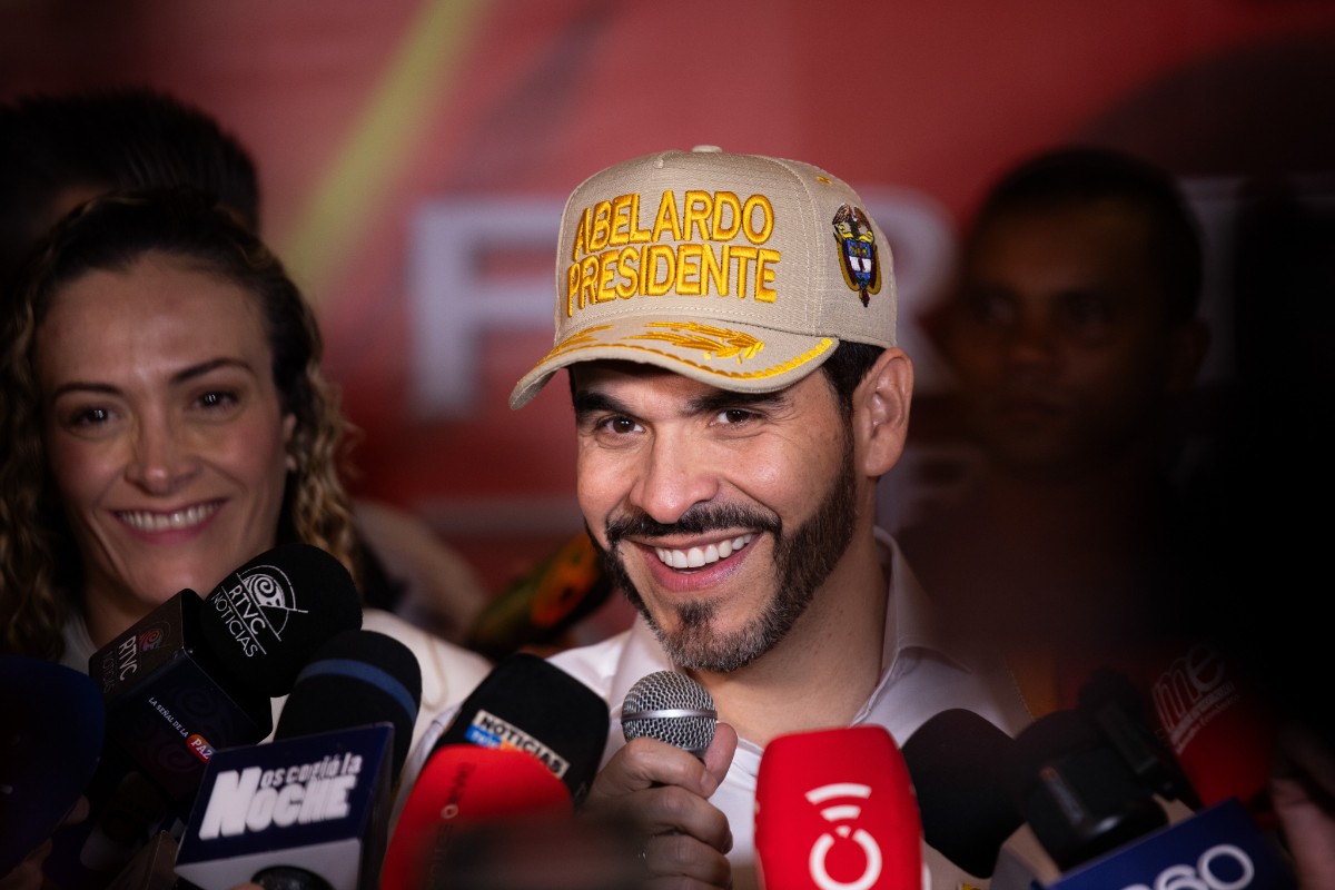Los mercados, optimistas tras el triunfo de Abelardo de la Espriella: el peso colombiano gana valor tras la primera vuelta presidencial