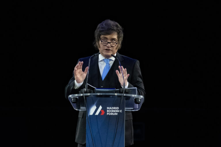 El FMI reconoce el milagro económico de Milei: inflación a la baja, superávit fiscal y reducción de la pobreza
