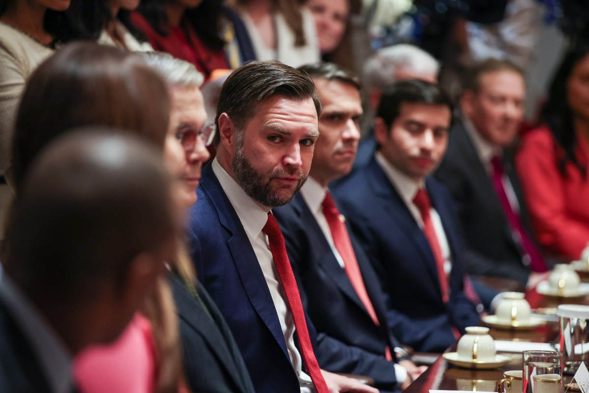 JD Vance asegura que EEUU «ayudará» a Irán a destruir sus reservas de uranio altamente enriquecido