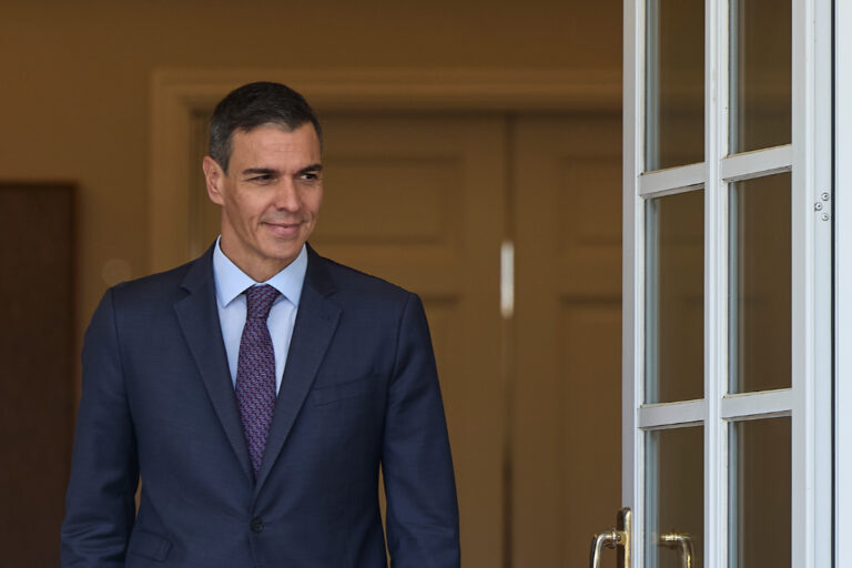 El Gobierno de Sánchez ya concede la nacionalidad y el derecho a voto a tataranietos de españoles emigrados antes de la Guerra Civil