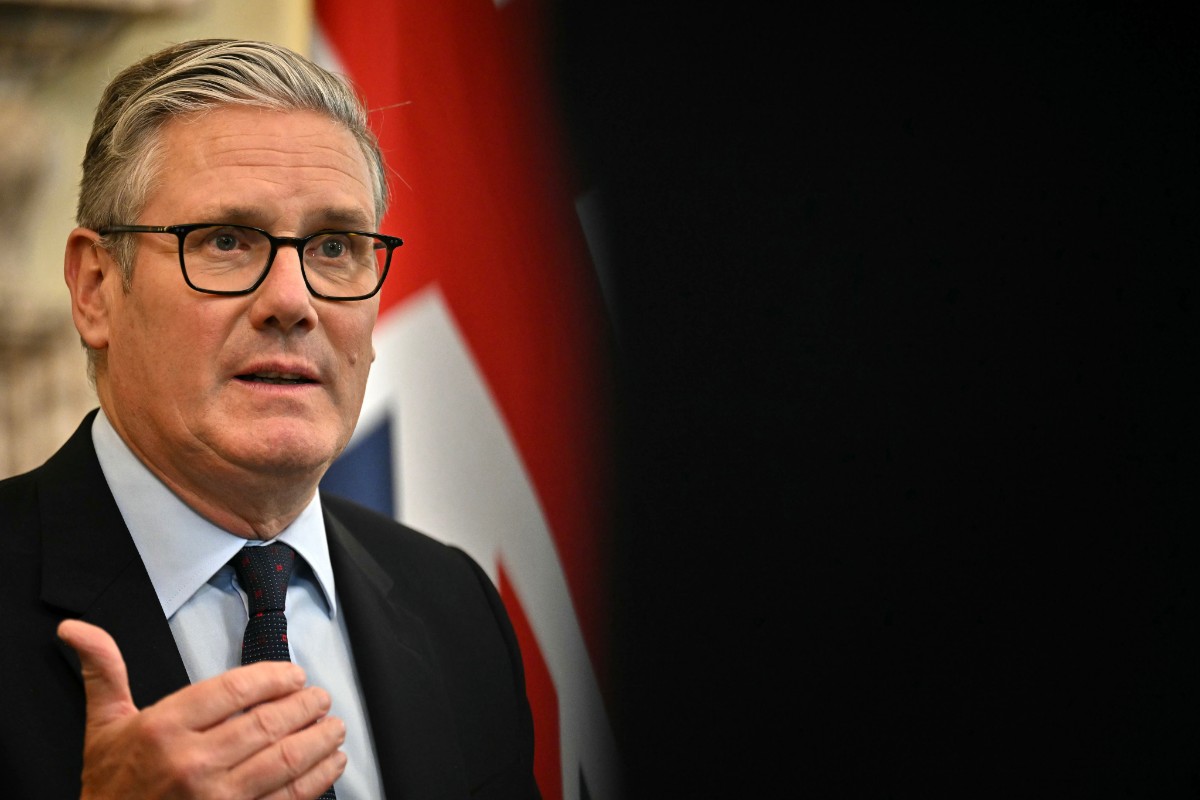 Nuevo golpe al Gobierno de Starmer: dimite su viceministro de Defensa por críticas sobre el manejo del gasto militar