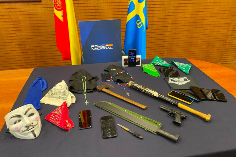 Cae en Asturias una banda latina juvenil vinculada a los Trinitarios que captaba menores con agresiones y machetes