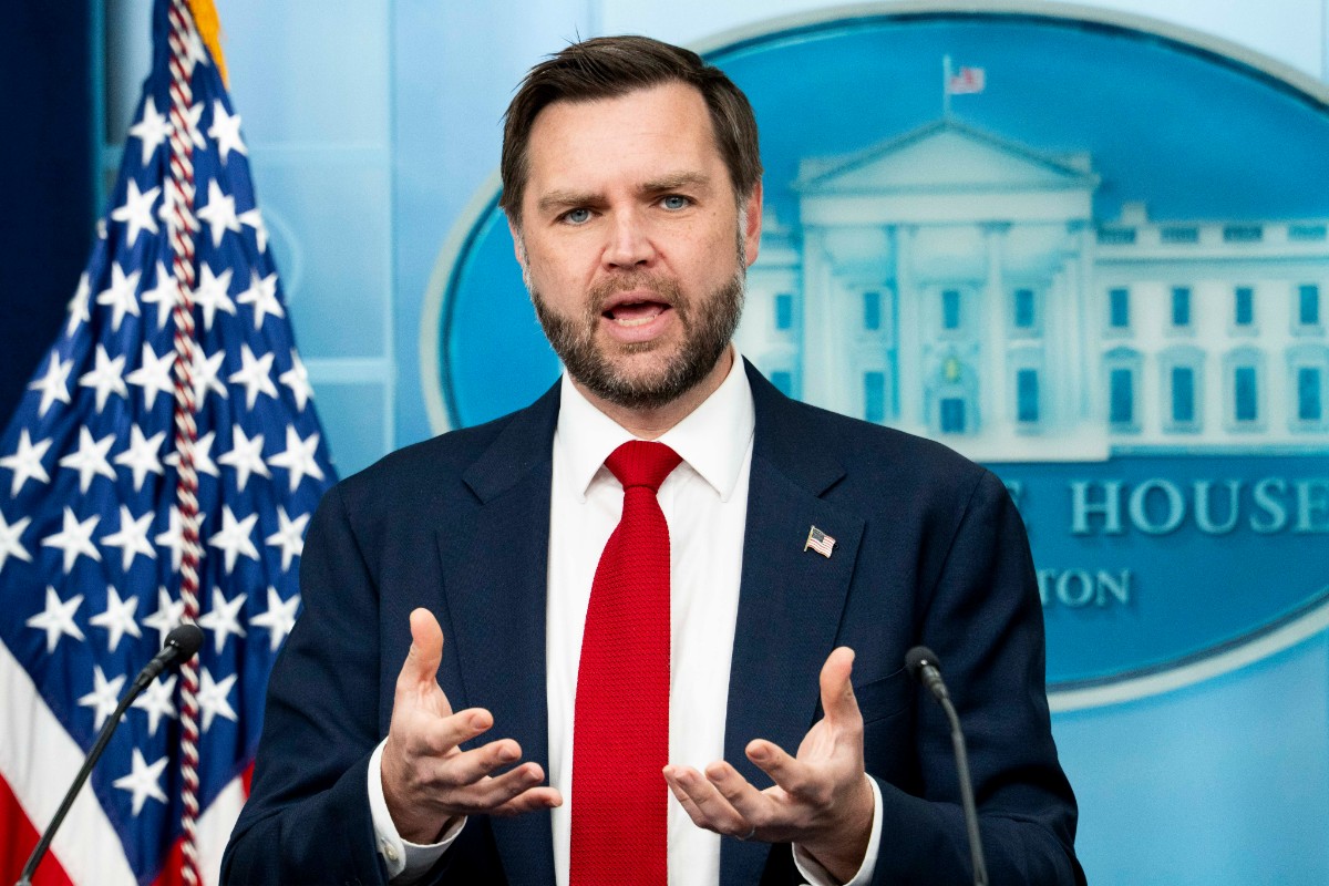 JD Vance confirma «avances» en las negociaciones con Irán: «Hemos sentado una muy buena base para un acuerdo final exitoso»