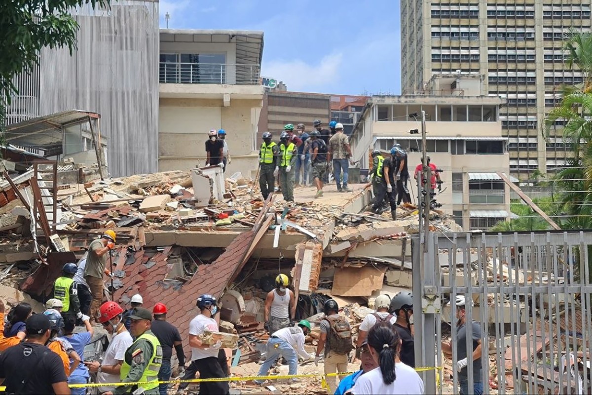 Aumentan a 589 los muertos por los terremotos en Venezuela