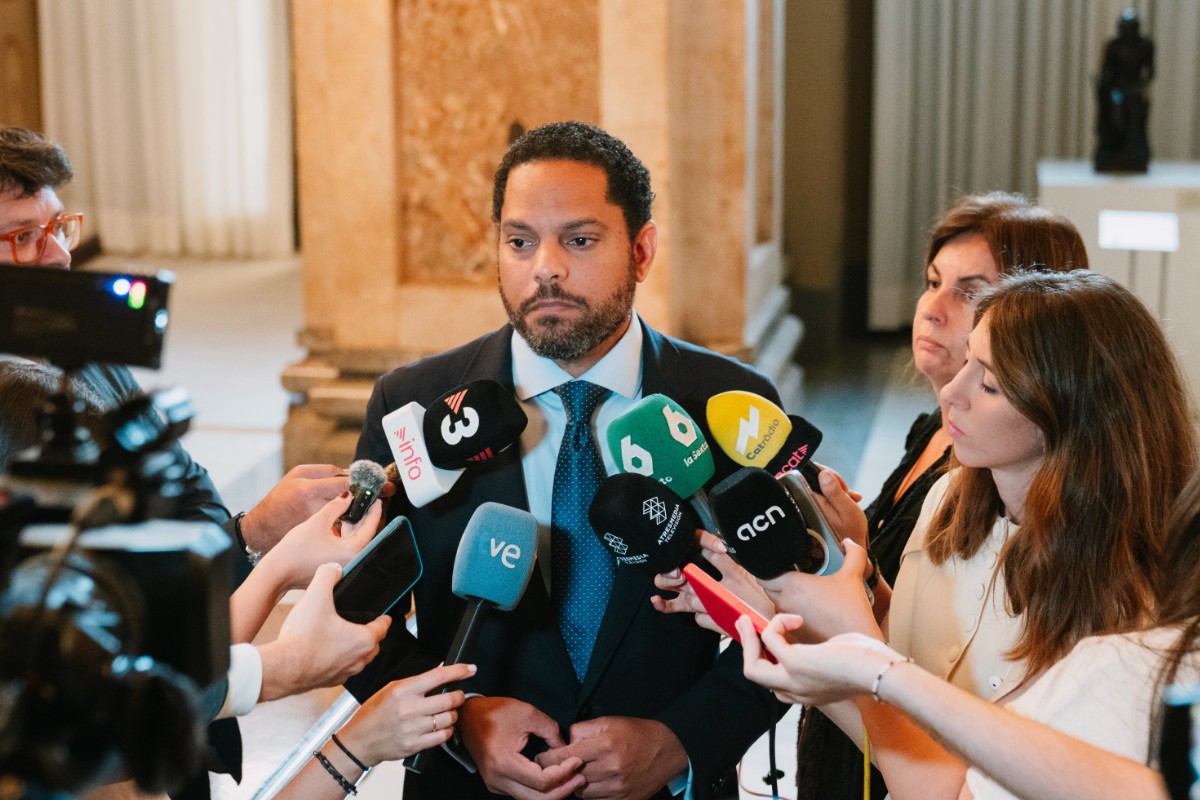 Ignacio Garriga (VOX) denuncia los casos de corrupción del «Gobierno mafioso»: «Esperamos que Pedro Sánchez sea el próximo imputado»