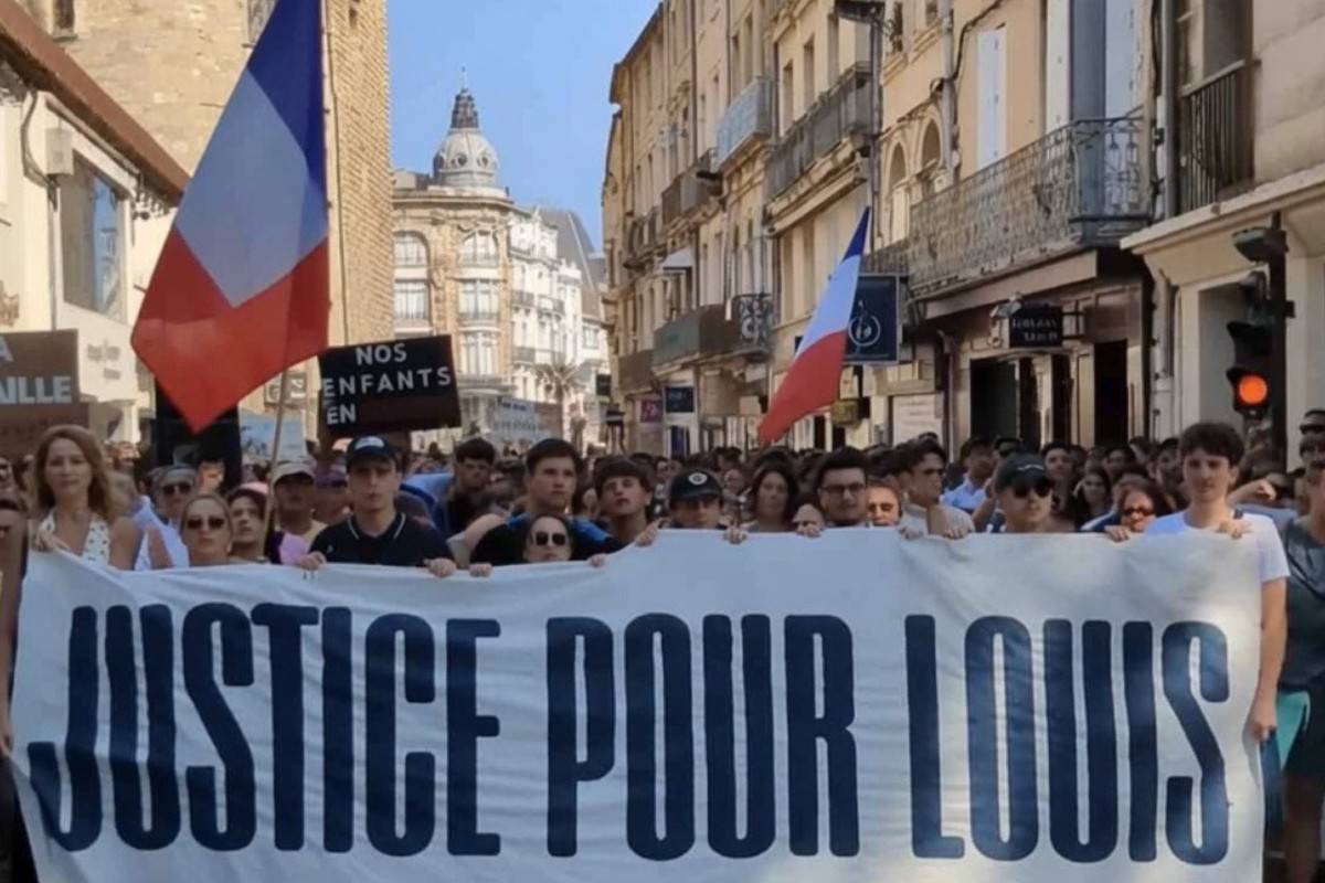 Un millar de franceses marcha en Narbona por el asesinato de Louis y contra el avance de la violencia juvenil y la inmigración masiva