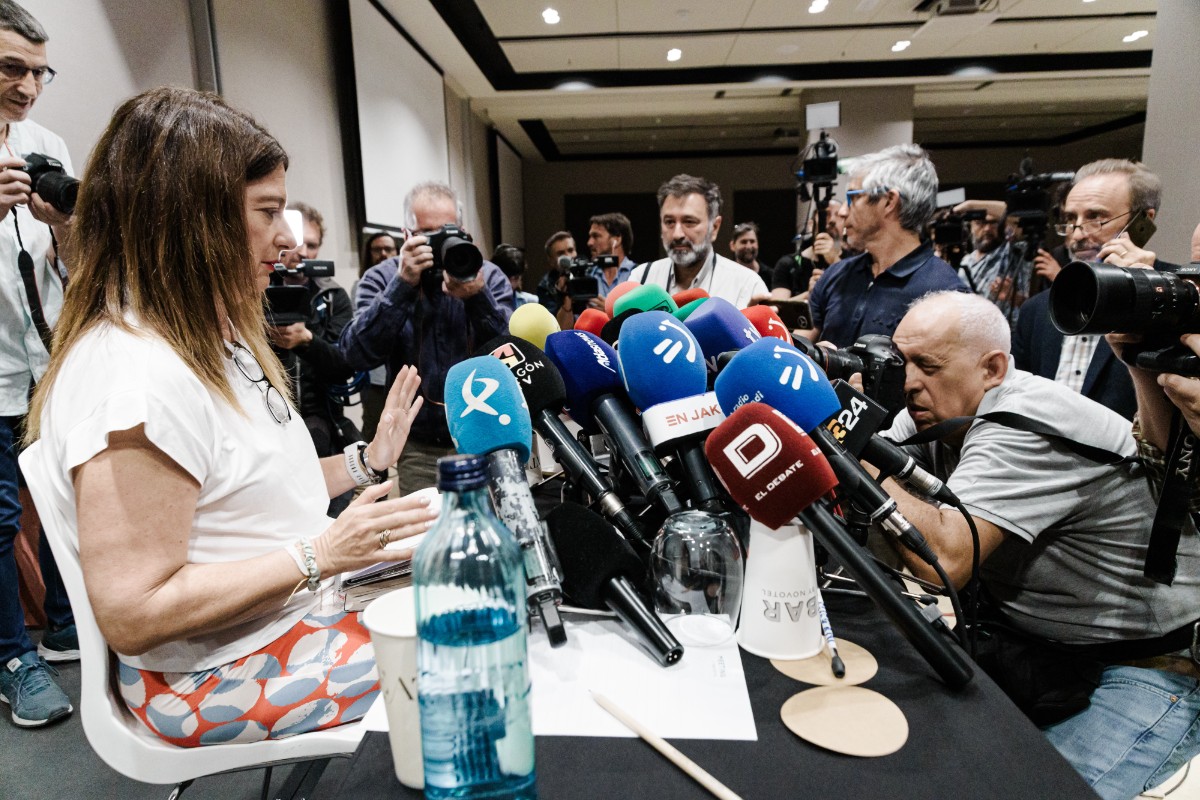 La ‘fontanera’ Leire Díez baraja cambiar de abogados para desmarcarse del PSOE ante el avance de las investigaciones de la Audiencia Nacional