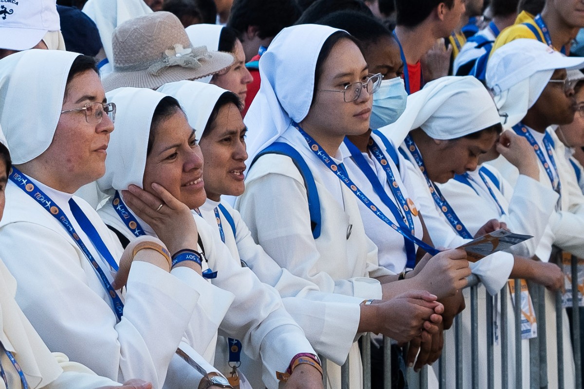 El Estado de Nueva York persigue a unas monjas y amenaza con cerrar su residencia de paliativos por negarse a usar los «pronombres LGTBI»