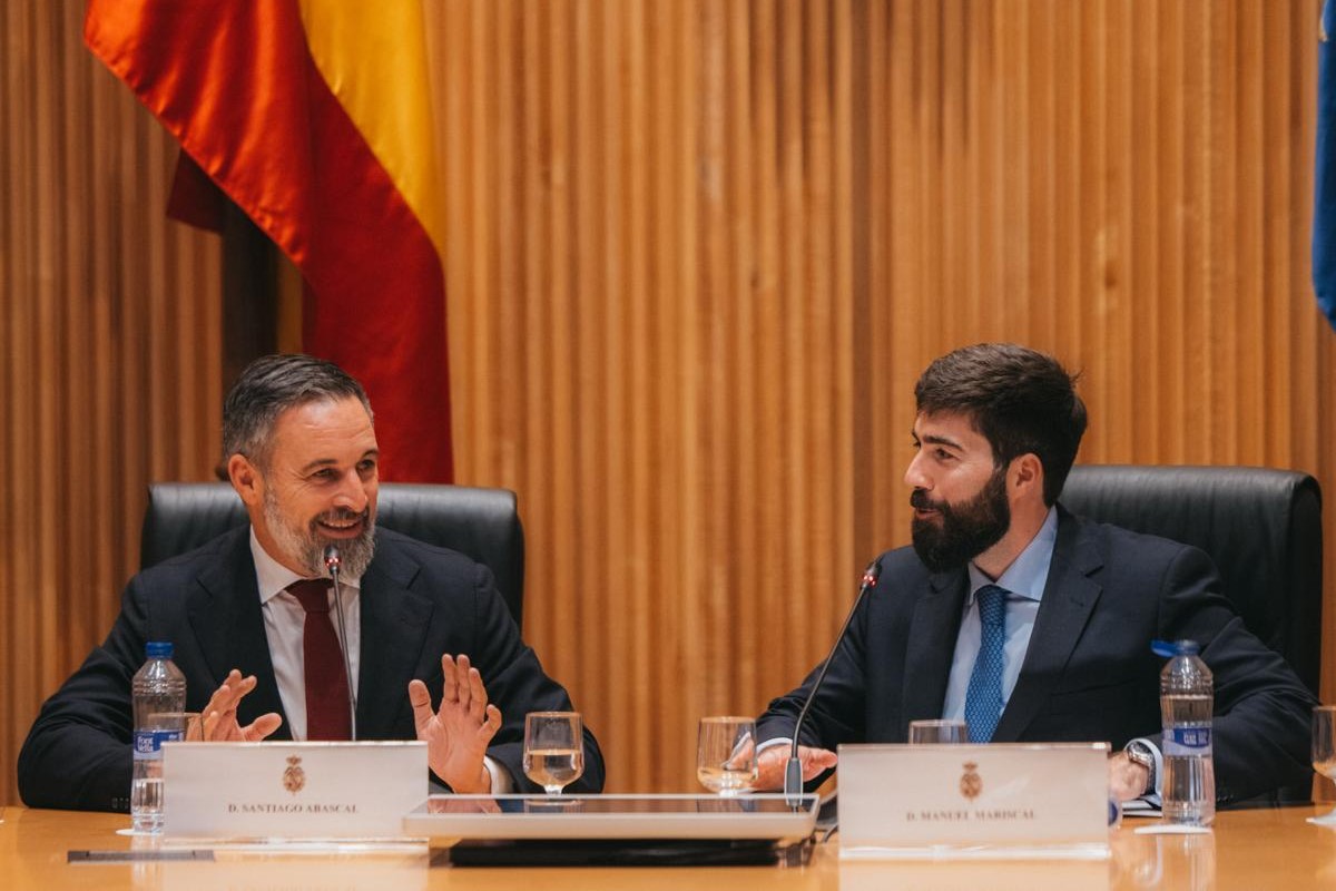 Santiago Abascal defiende la libertad de expresión y retrata al Gobierno: «Pretenden impedir que digamos que nos gobierna una mafia en mayúsculas y con todas las letras»