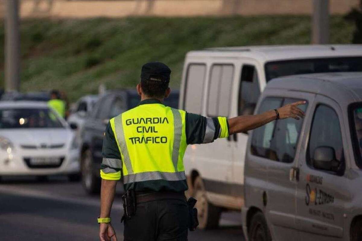 Marroquíes exigen a la DGT la convalidación directa de sus permisos de conducir en España pese a que muchos de ellos son falsos