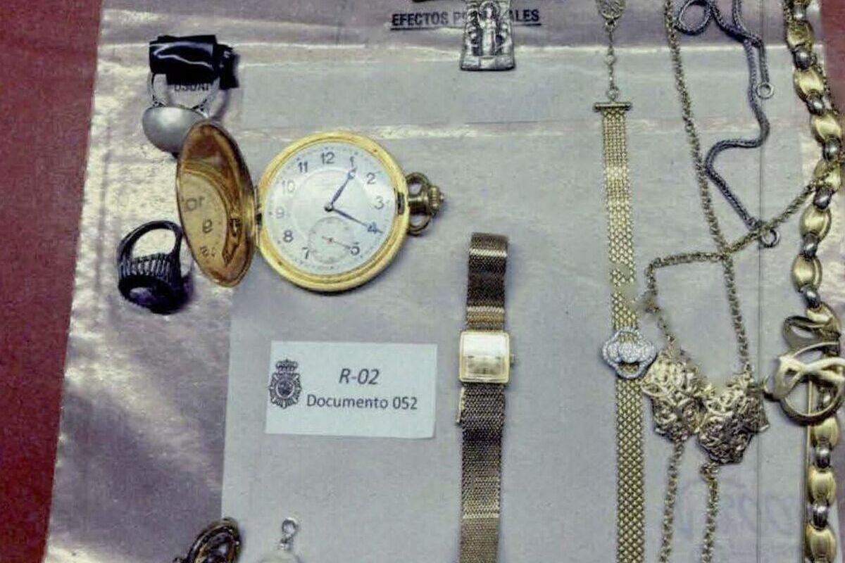 Zapatero no posee documentos que acrediten el origen y la entrada en España de los diamantes, esmeraldas, rubíes y zafiros hallados por la UDEF