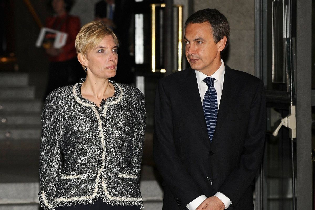 El juez estrecha el cerco sobre la mujer de Zapatero: se nutrió de 1,5 millones vinculados a mordidas de Plus Ultra