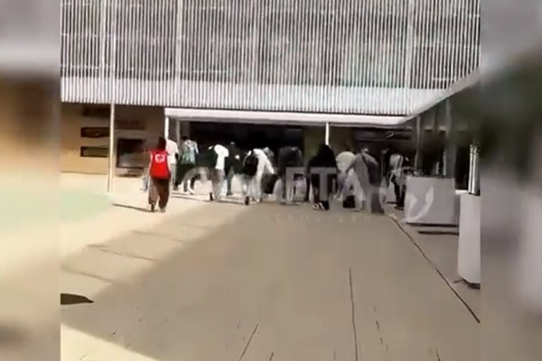El Gobierno traslada desde Ceuta a un hotel de cuatro estrellas de Málaga a casi medio centenar de inmigrantes ilegales