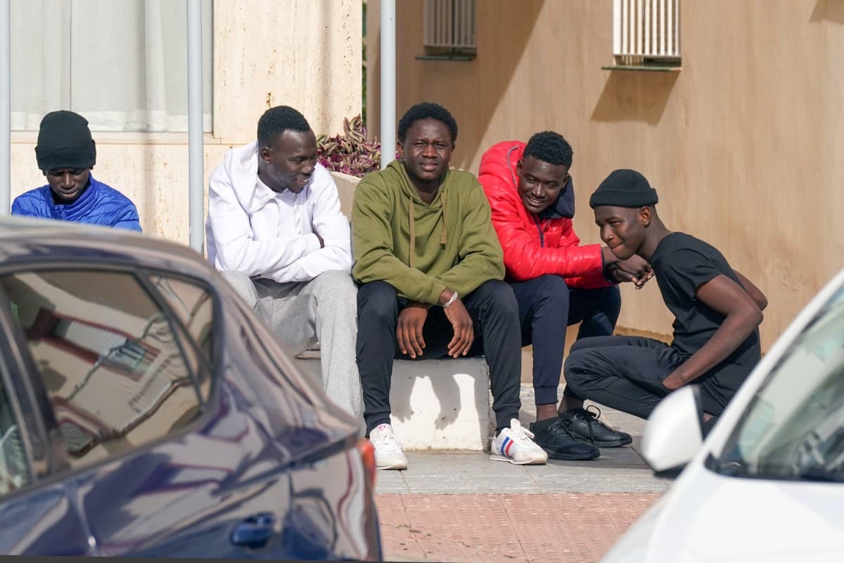 El negocio en la acogida de menas: más del 77% de los supuestos menores extranjeros a los que se les hicieron pruebas en Aragón tienen más de 18 años
