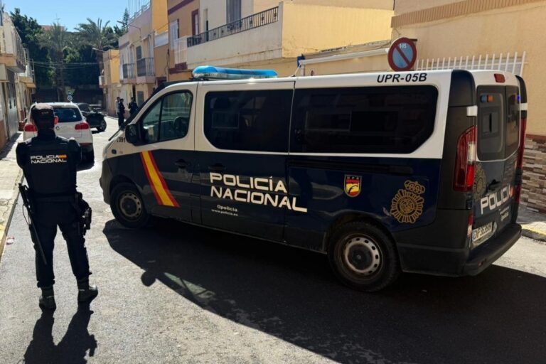 La Policía Nacional detiene a ocho argelinos en Valencia y Villarreal (Castellón) por una violenta pelea con cuchillos y hachas