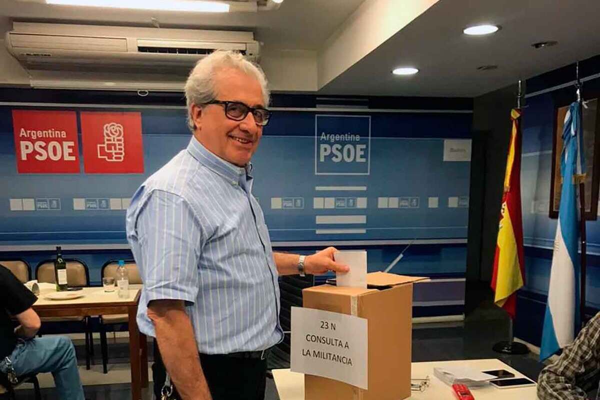 El líder del PSOE en Argentina reconoce que la nacionalización masiva tendrá repercusiones electorales, políticas y demográficas