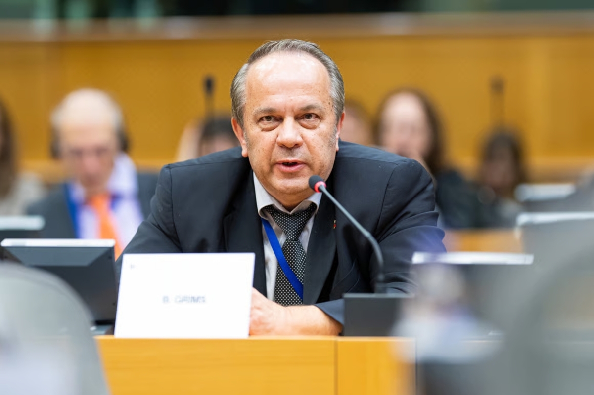 El Partido Popular Europeo expulsa al eurodiputado Branko Grims por oponerse a la inmigración masiva, el Pacto Verde y el adoctrinamiento LGTBIQ