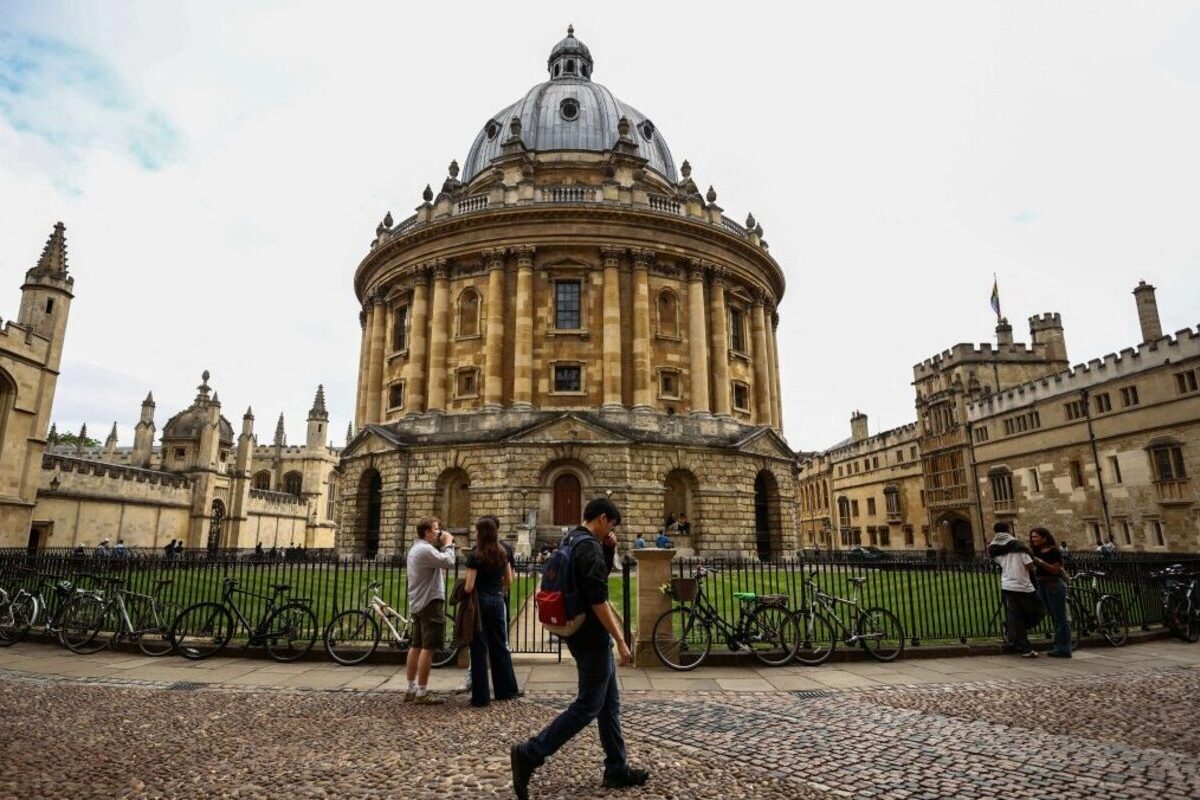 Una investigación desvela que los jóvenes blancos pobres están siendo excluidos de las becas en Oxford y Cambridge