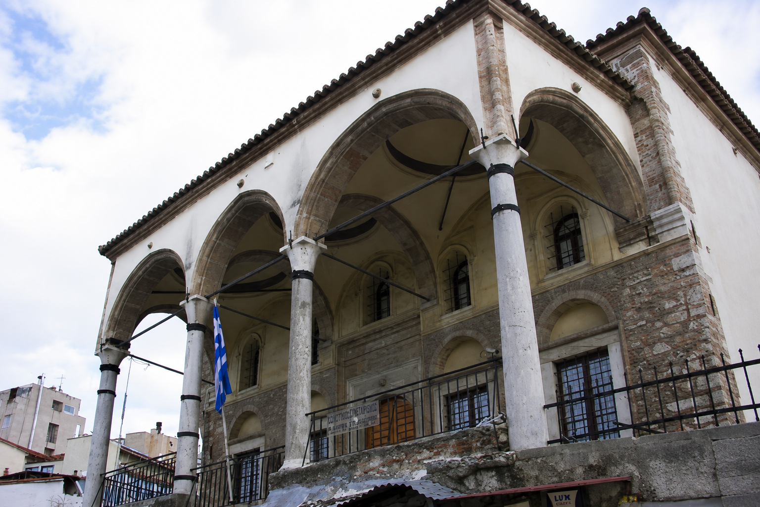Grecia cierra la cuarta mezquita en una ofensiva sin precedentes contra los centros islámicos ilegales y anuncia que deportará a quienes las construyan