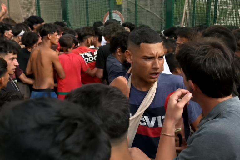 Un marroquí reconoce tras acceder a Ceuta que le expulsaron de Holanda por no cumplir una pena de cinco años y que tiene hepatitis C