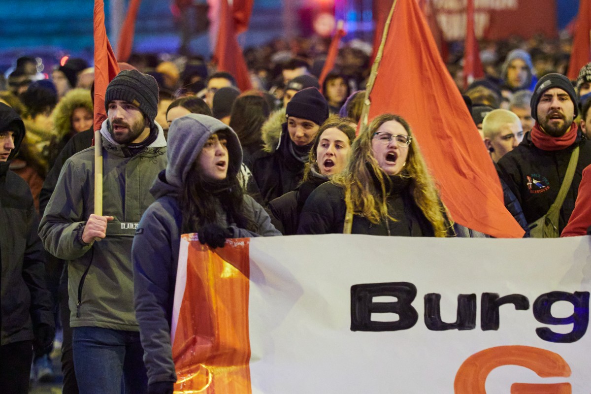 GKS, los herederos marxistas de Bildu, llevan su odio a España a las calles con agresiones y sabotajes durante la final