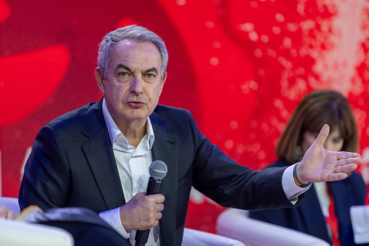 Moncloa intentó colocar a Zapatero como asesor internacional de Indra por más de 100.000 euros al año