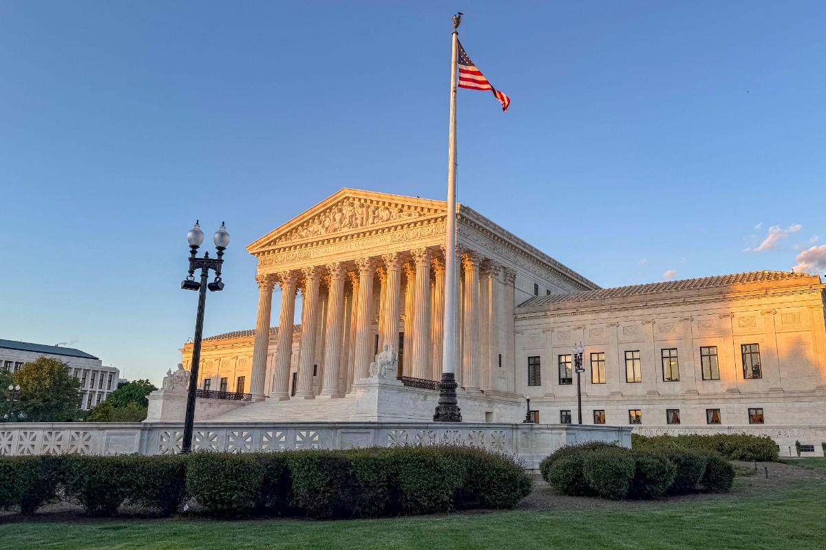 La Administración Trump recurre a un tribunal especial para deportar a una mujer afgana por un ataque terrorista durante las elecciones de 2024