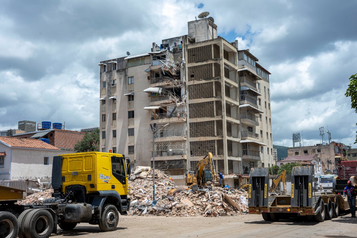 Ascienden a 2.300 los muertos y 11.000 los heridos por los terremotos en Venezuela