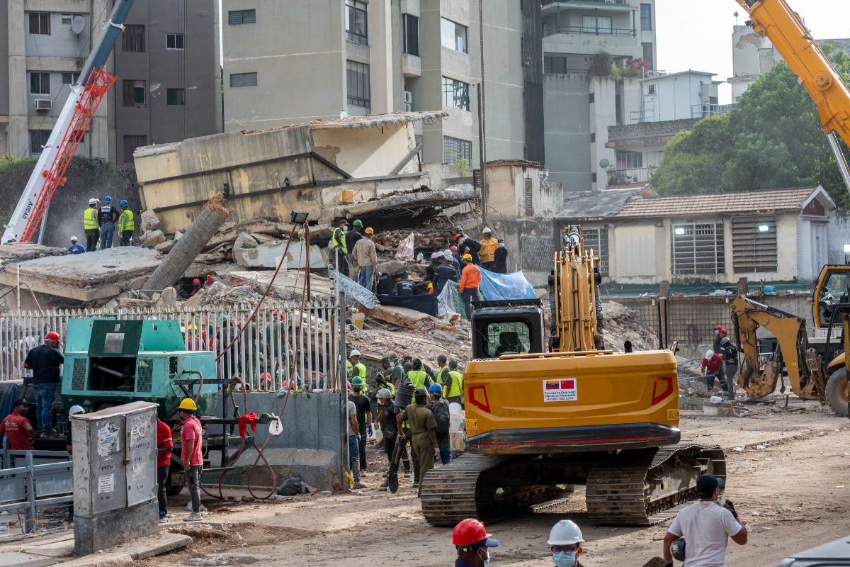 Elevan a 2.595 el número de fallecidos y 12.400 el de heridos tras los terremotos en Venezuela