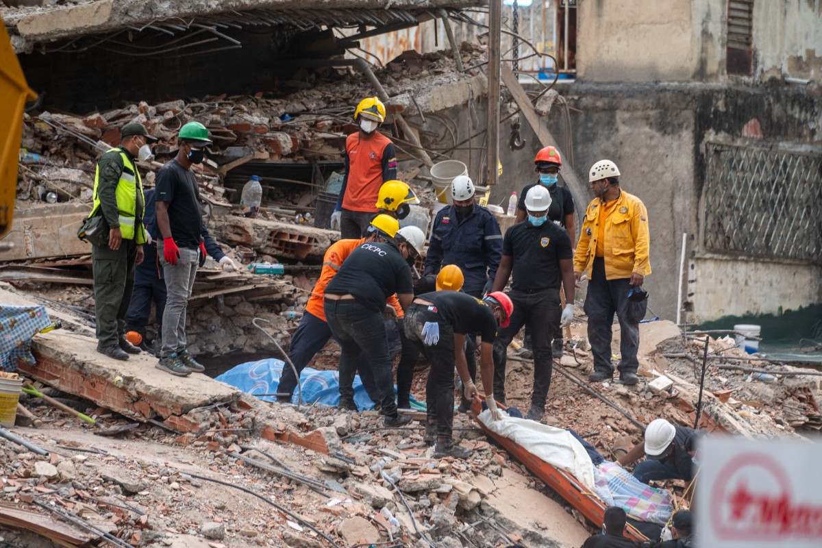 Exteriores eleva a 27 los españoles fallecidos en los terremotos de Venezuela y la cifra de desaparecidos baja a 137