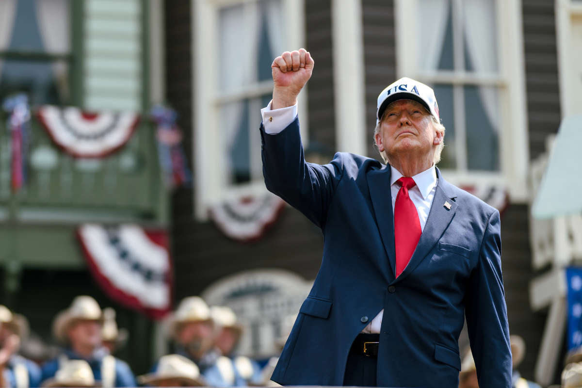 El Gobierno de Trump acelera las deportaciones y supera las 3.200 expulsiones diarias de inmigrantes ilegales
