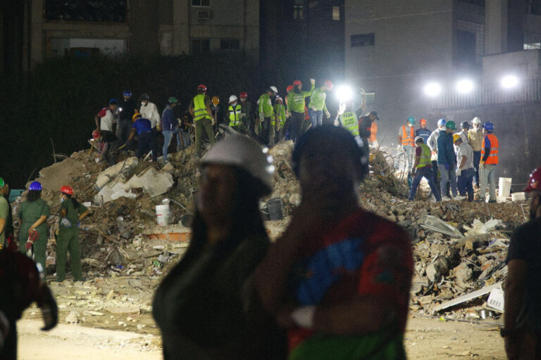 Exteriores eleva a 38 los españoles fallecidos por los terremotos en Venezuela y cifra en 138 los desaparecidos