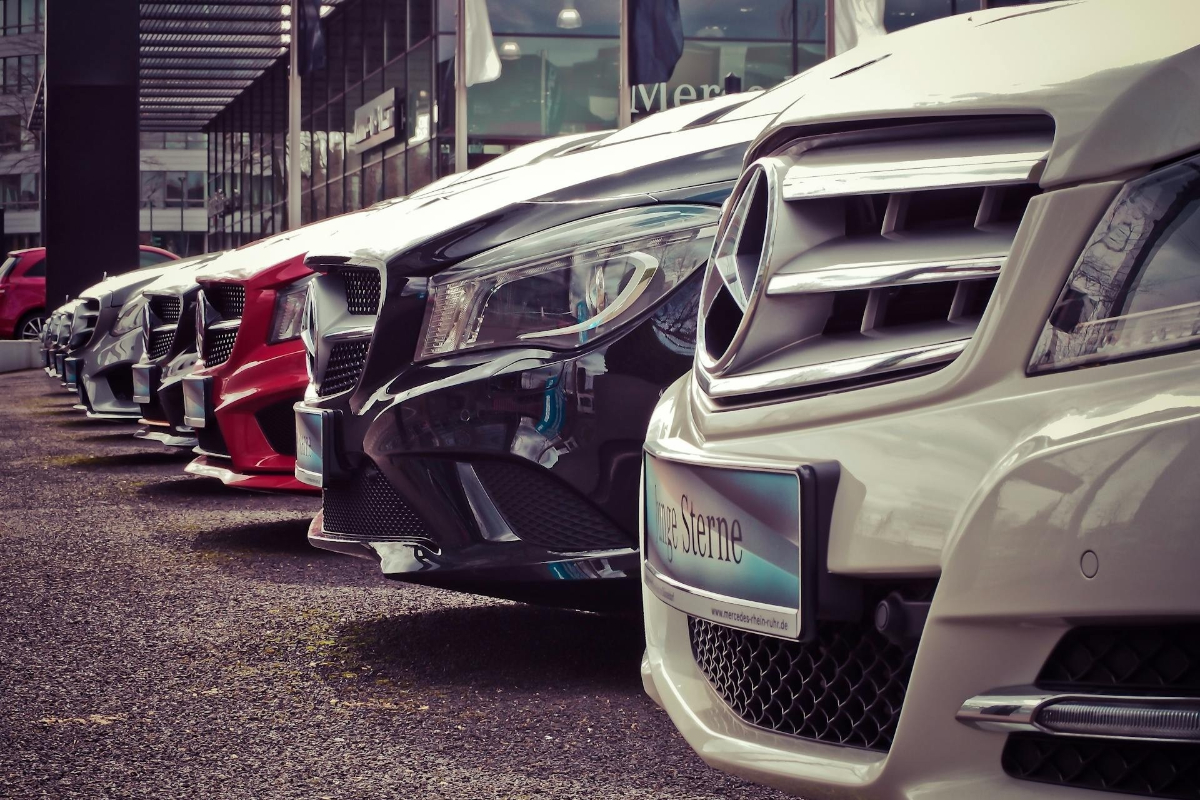 La industria automovilística alemana huye a Hungría: producir allí cuesta un 70% menos