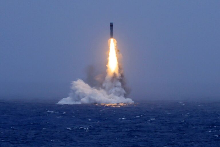 EEUU alerta de que ve con «gran preocupación» la «rápida y opaca acumulación» de armas nucleares por parte de China