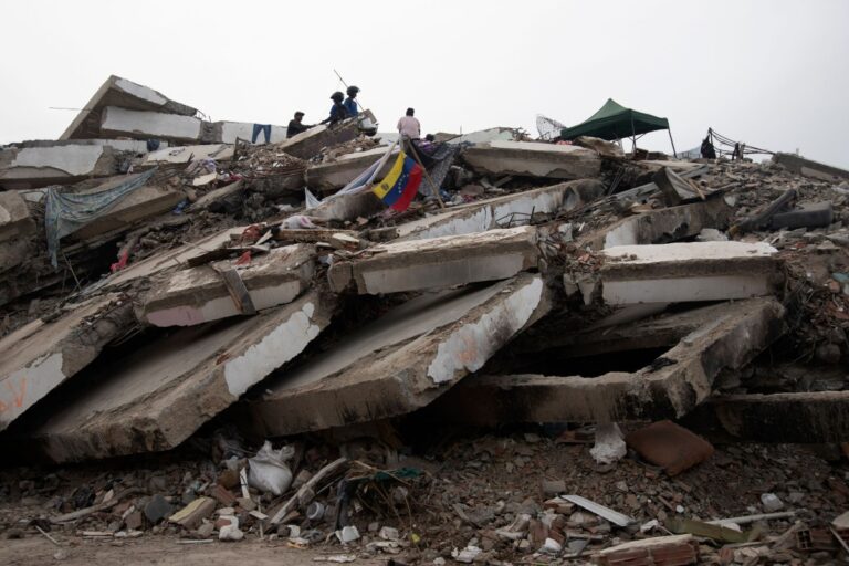 El número de muertos tras los terremotos en Venezuela se eleva a 3.685