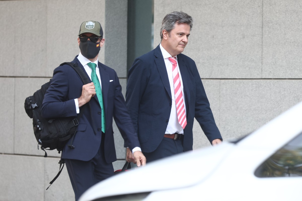 El comandante de la Guardia Civil del caso Koldo confirma al juez que Leire Díez le transmitió que actuaba «de parte del one del Gobierno»