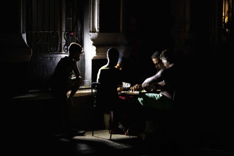 Nuevo apagón nacional en Cuba: el 72% de la isla se quedó sin servicio eléctrico este viernes