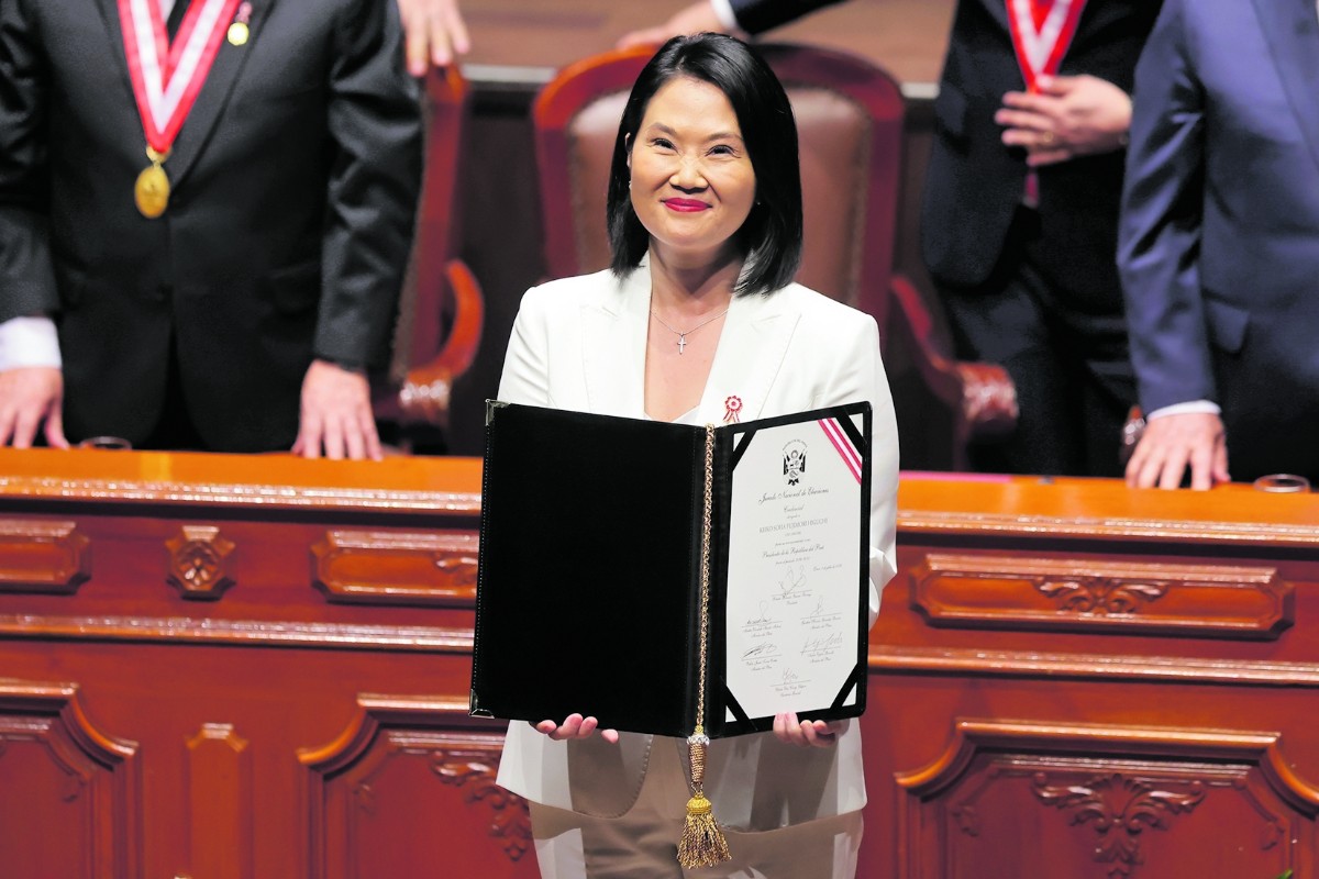 Keiko Fujimori asume la presidencia de Perú: «Trabajaré por un país seguro, próspero y unido»