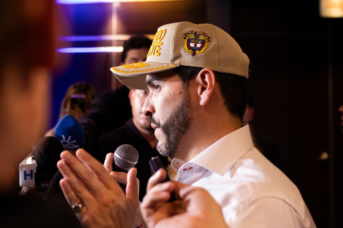 Abelardo de la Espriella denuncia un «plan criminal» orquestado por los terroristas del ELN y las FARC para atentar en su contra
